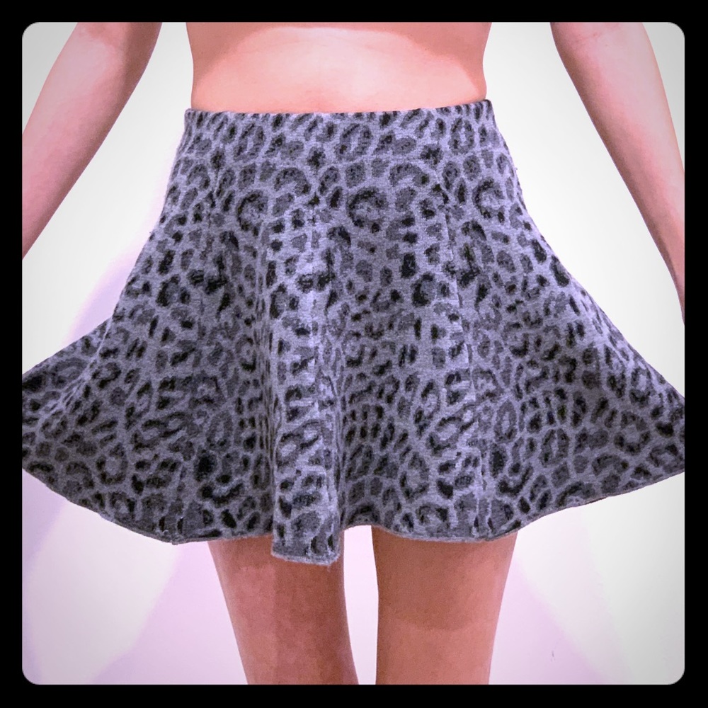 Leopard sweater flare skirt